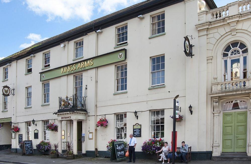 Kings Arms Hotel By Greene King Inns Westerham Exterior foto